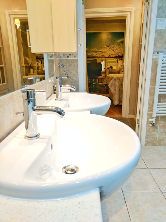 Glendevon House Hotel ブロムリー エクステリア 写真